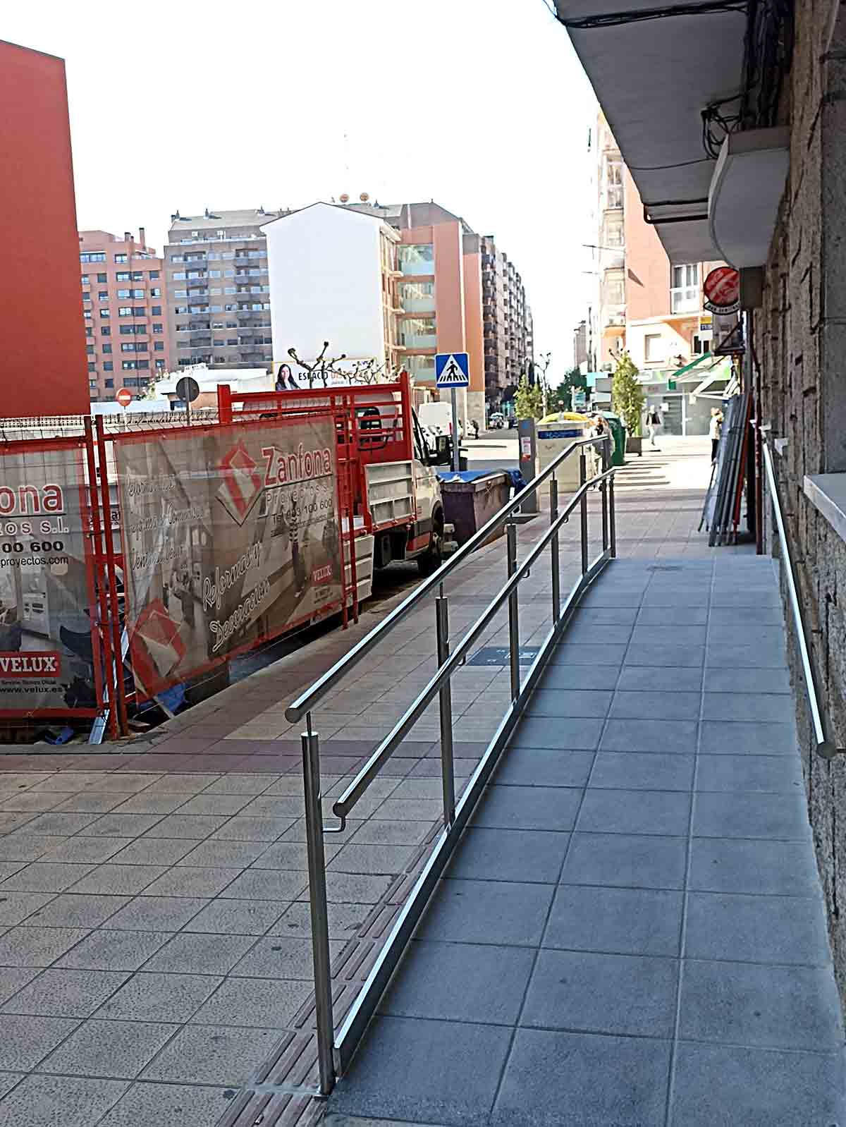 Rampa accesible en Valladolid.